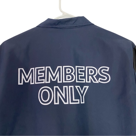 Members Only Jacket Mens Size Medium Full Zip Up Windbreaker Logo Back Retro - Picture 5 of 16